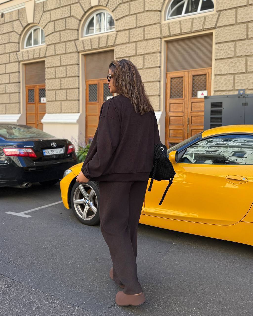 Urban stiliaus kostiumėlis su švarkeliu